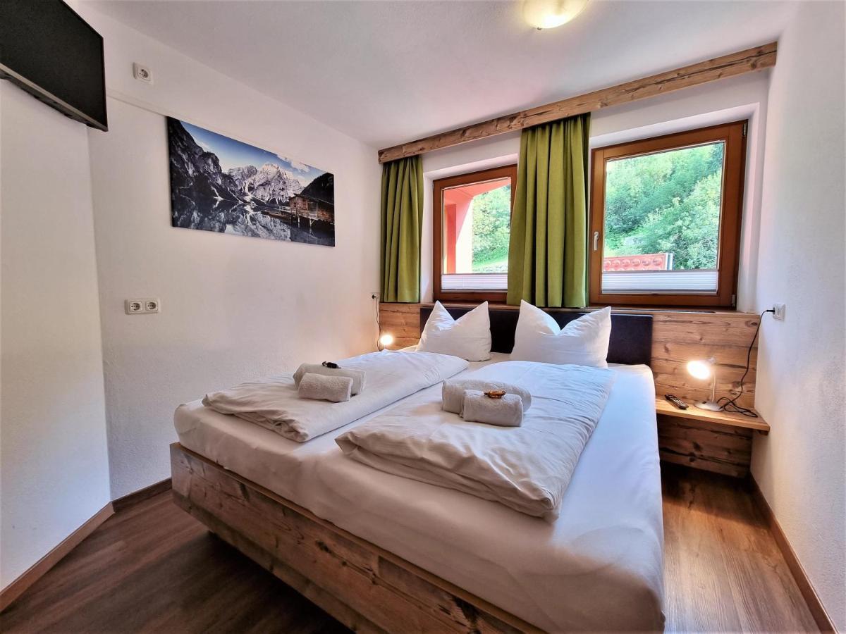 גרלוס Ferienhaus Berghof מראה חיצוני תמונה
